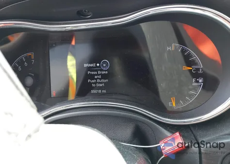 2021 Jeep Grand Cherokee Limited 4X4 z USA, uszkodzony, nr VIN 1C4RJFBG5MC774962